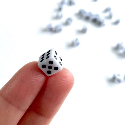 Super tiny Dice 8mm miniature dice White plastic Gaming Dice six sided - Blacksparrowuk