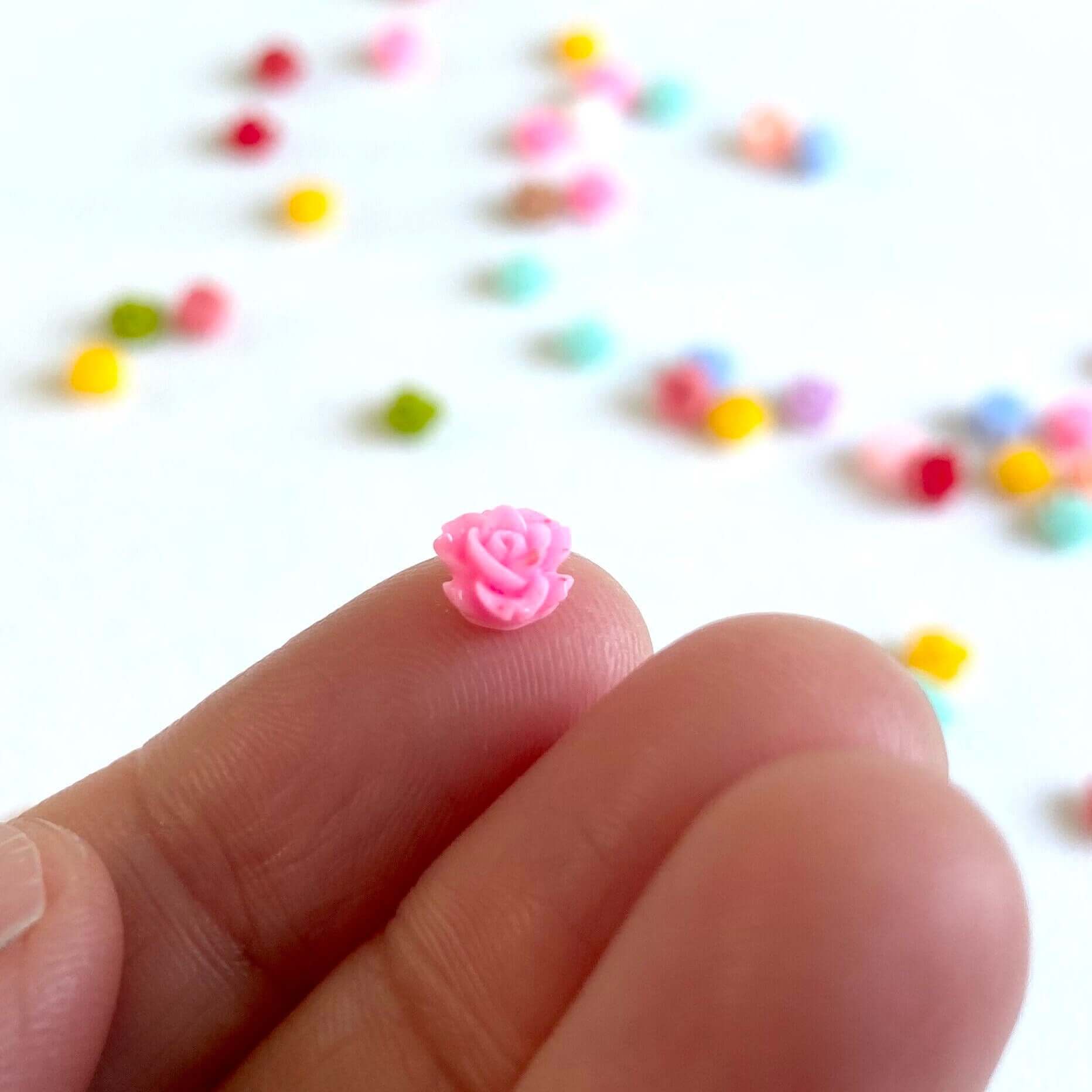 6mm resin Flowers Flatback rose charms - Blacksparrowuk