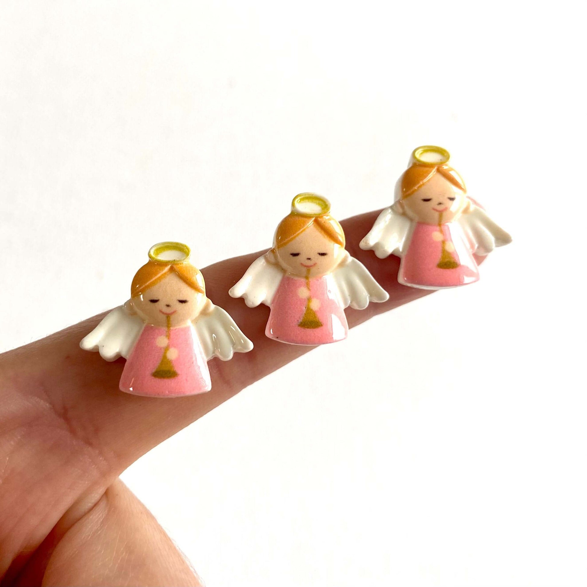 Angel charms Miniature 20mm Flat back resin charm figurines - Blacksparrowuk