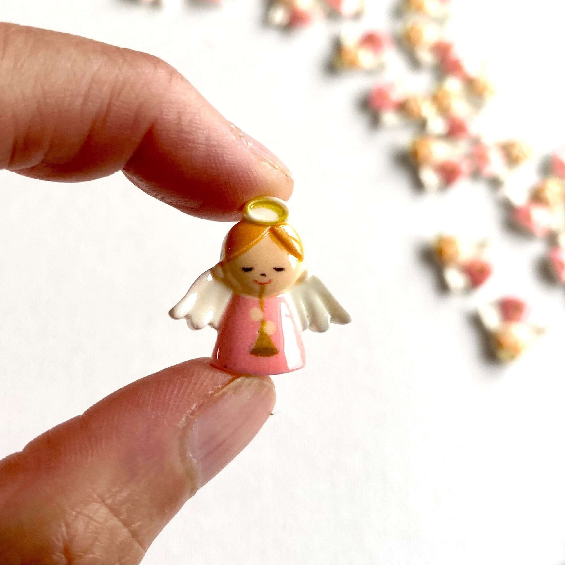 Angel charms Miniature 20mm Flat back resin charm figurines - Blacksparrowuk