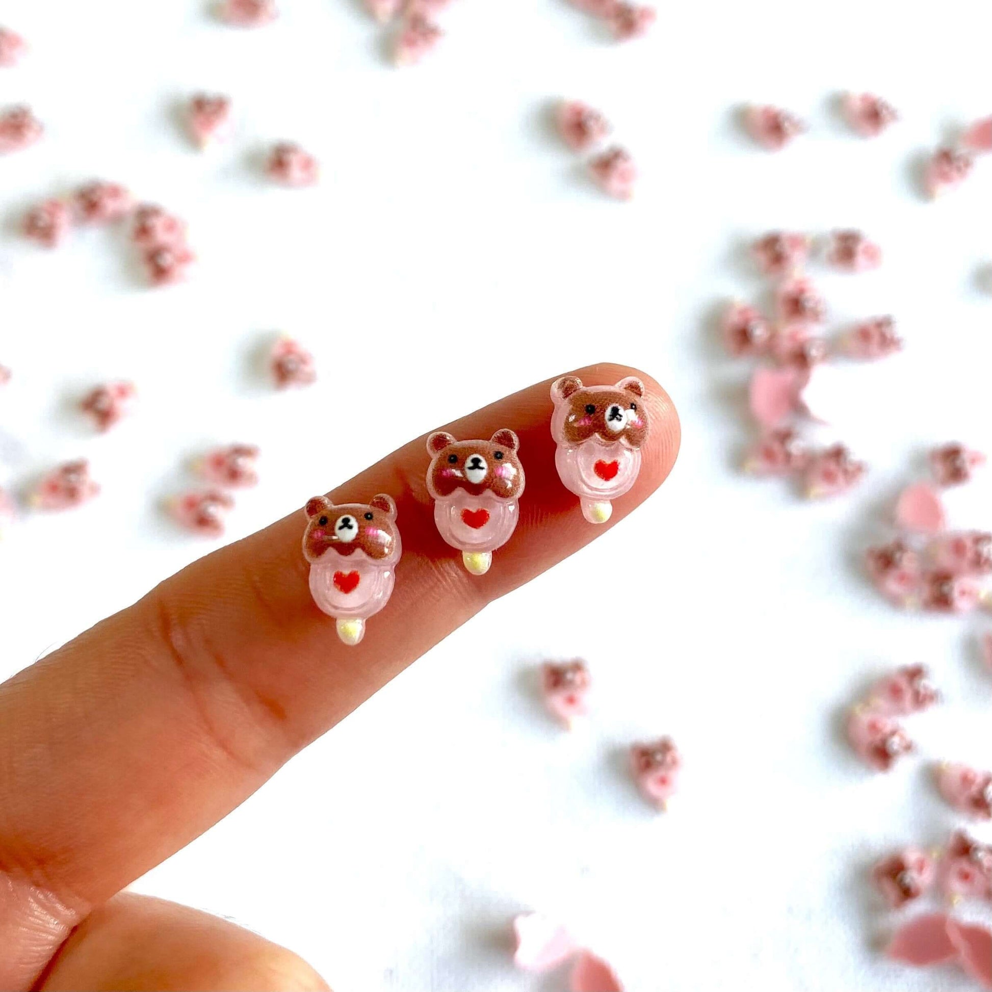 Love heart Tiny Teddy bear resin Lollipop charms - Blacksparrowuk