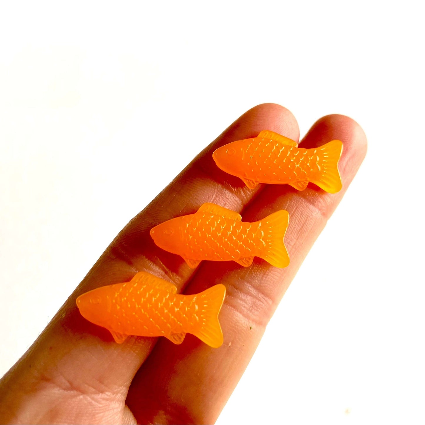 Mini Goldfish Jelly colour Resin miniatures - Blacksparrowuk