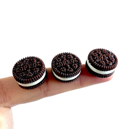 Miniature cookies 1:18 scale Chocolate Cream biscuit Flat back Resin charms - Blacksparrowuk