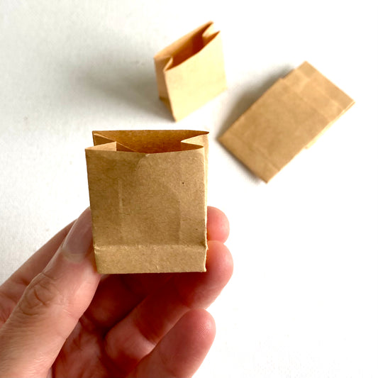 Dollhouse miniature bakery Brown paper bags 1/6 scale Set of - Blacksparrowuk